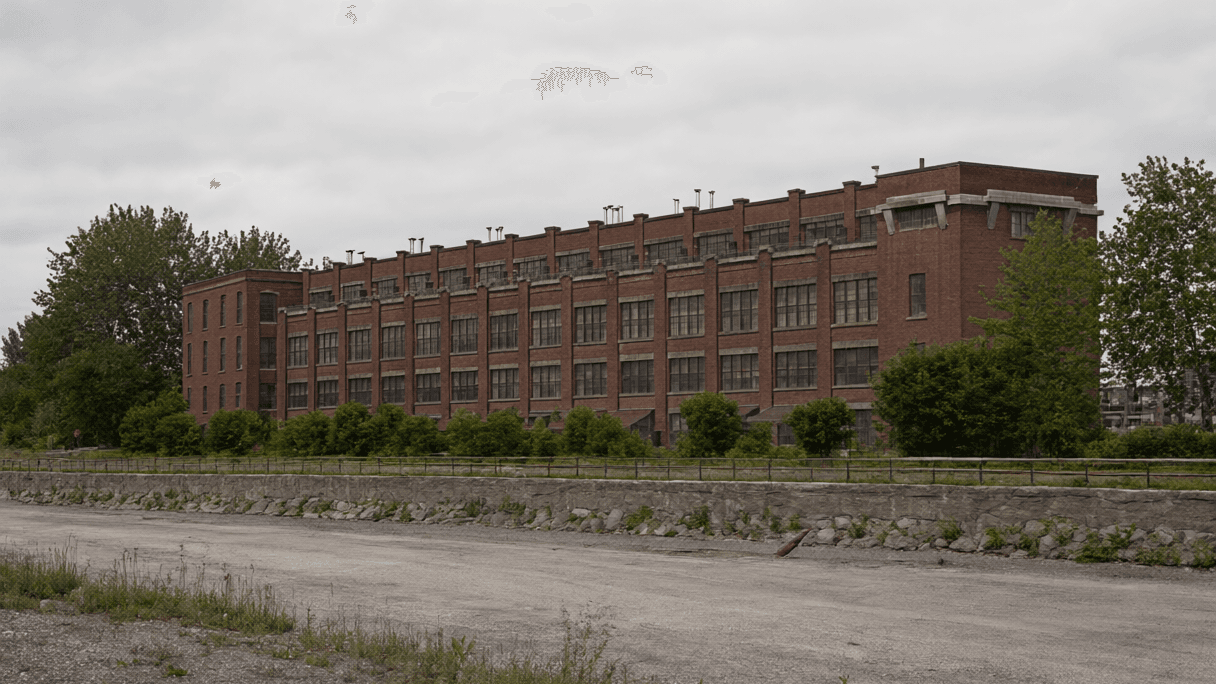 Ottawa Issues Five-Day Ultimatum to Stelco Owner Over Hamilton Layoffs